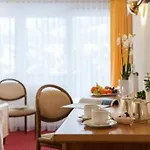 Stump's Alpenrose Hotel 4*