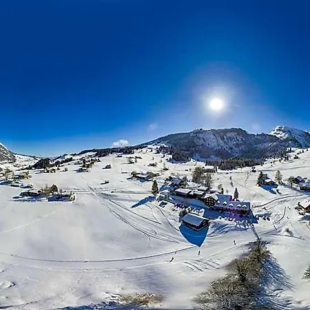 Stump's Alpenrose Hotel