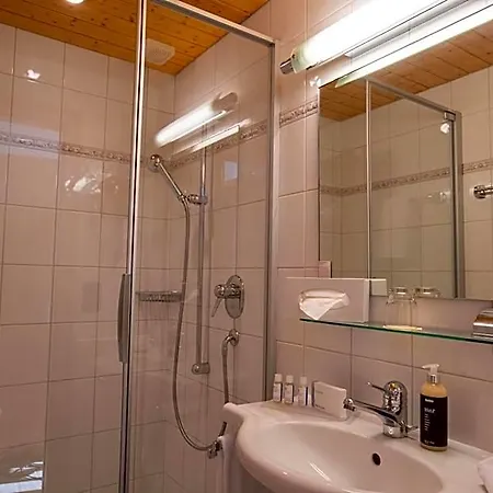 Stump's Alpenrose Hotel 4*