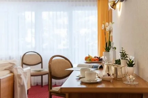 Stump's Alpenrose Hotel 4*